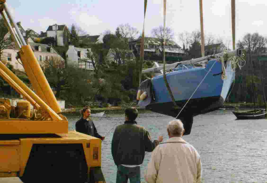 Mise  l'eau Avril 2004-vignette.jpg (23648 octets)