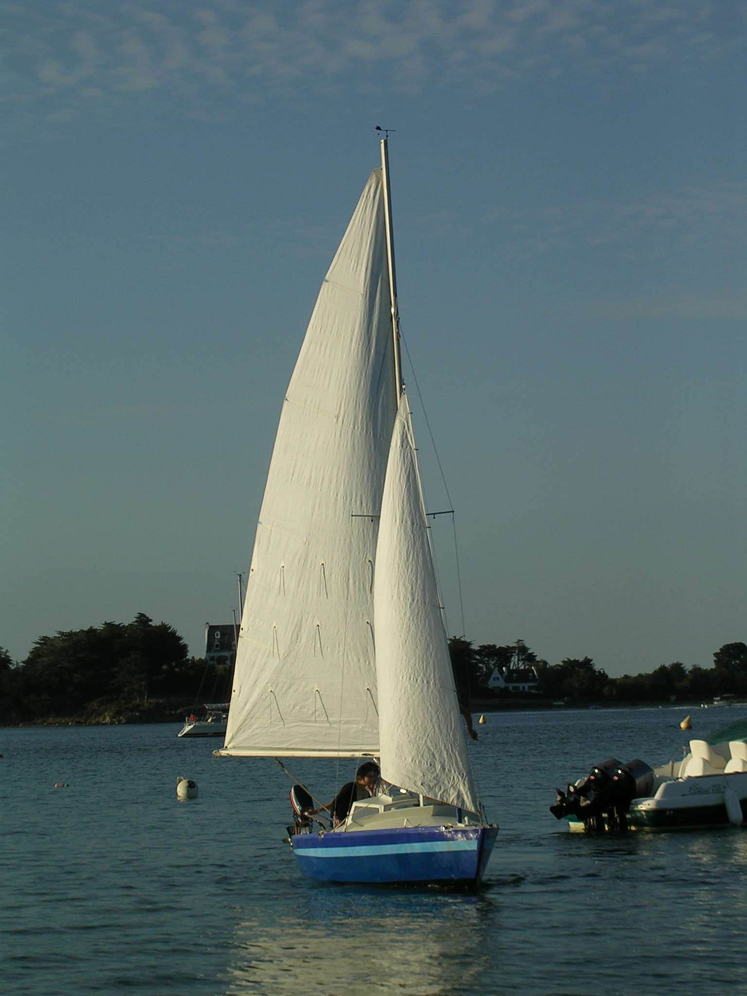 beau-agogo.JPG (154980 octets)